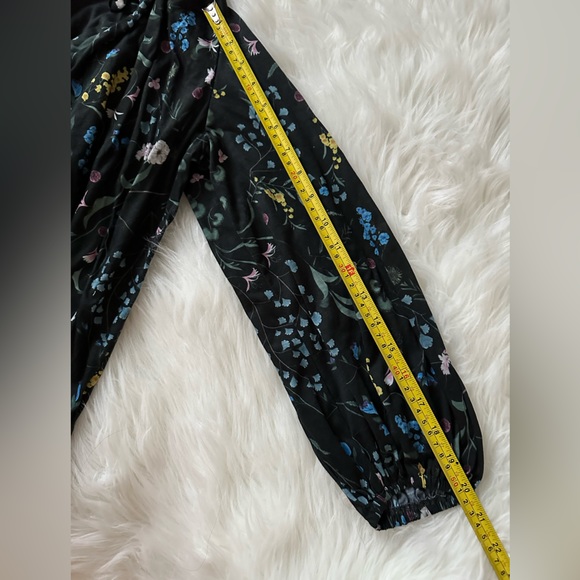 Anna Glover x H&M Peasant Blouse Oversized Flowy Floral Black Women’s Small - Picture 9 of 10